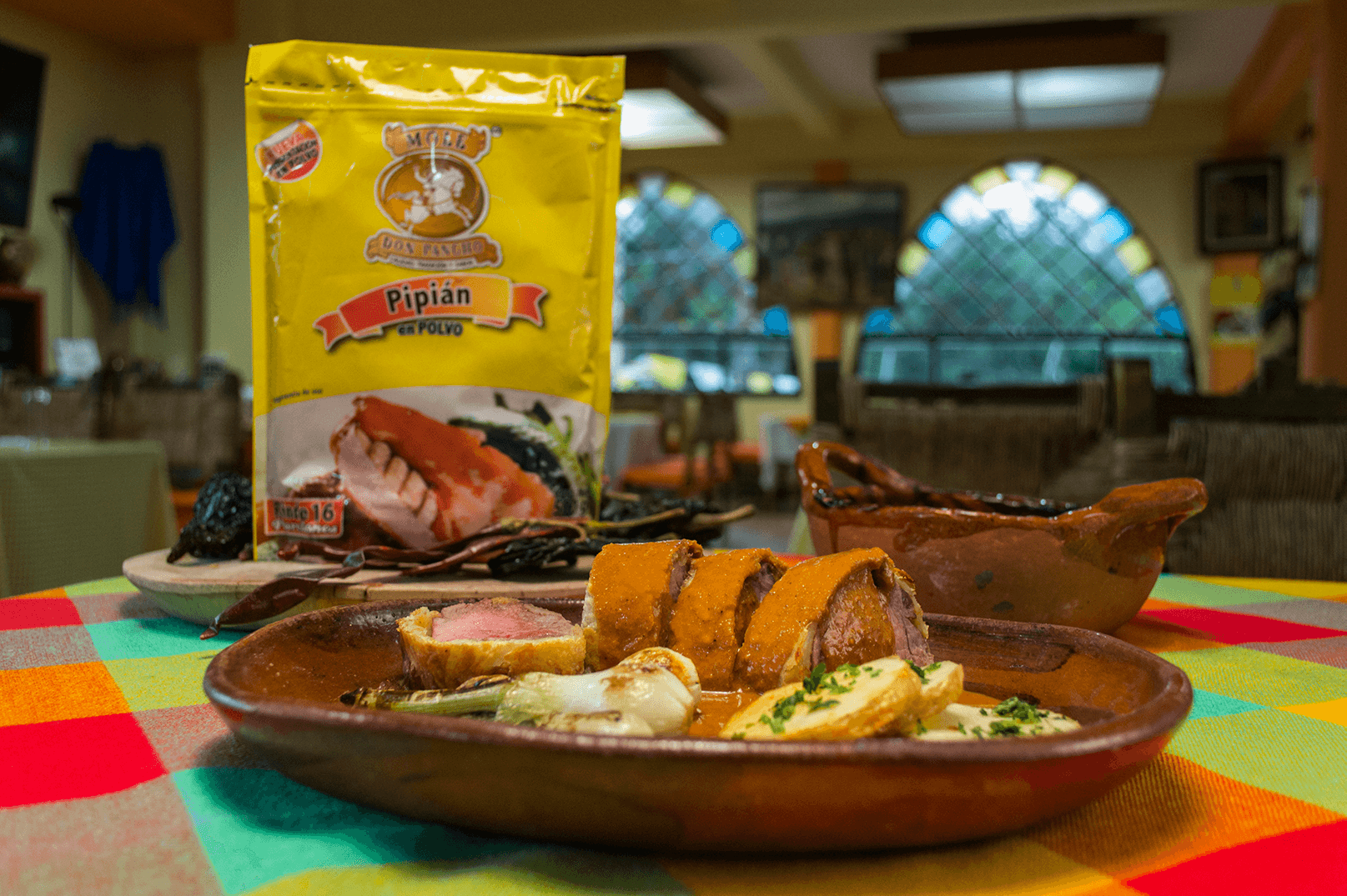 Filete de cerdo con hojaldre y Pipián​