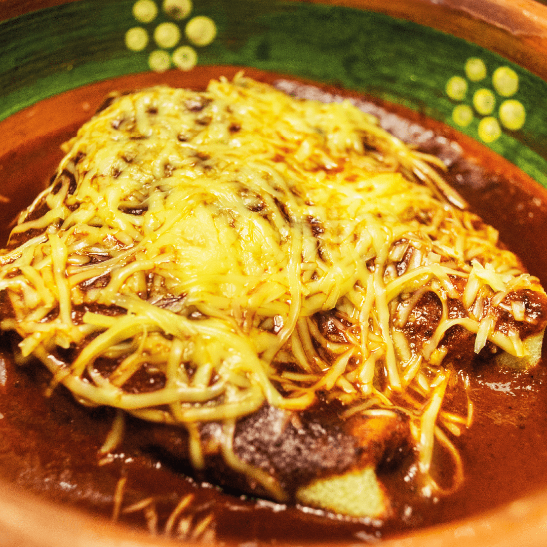 Crepa de huitlacoche con Mole Apiñonado